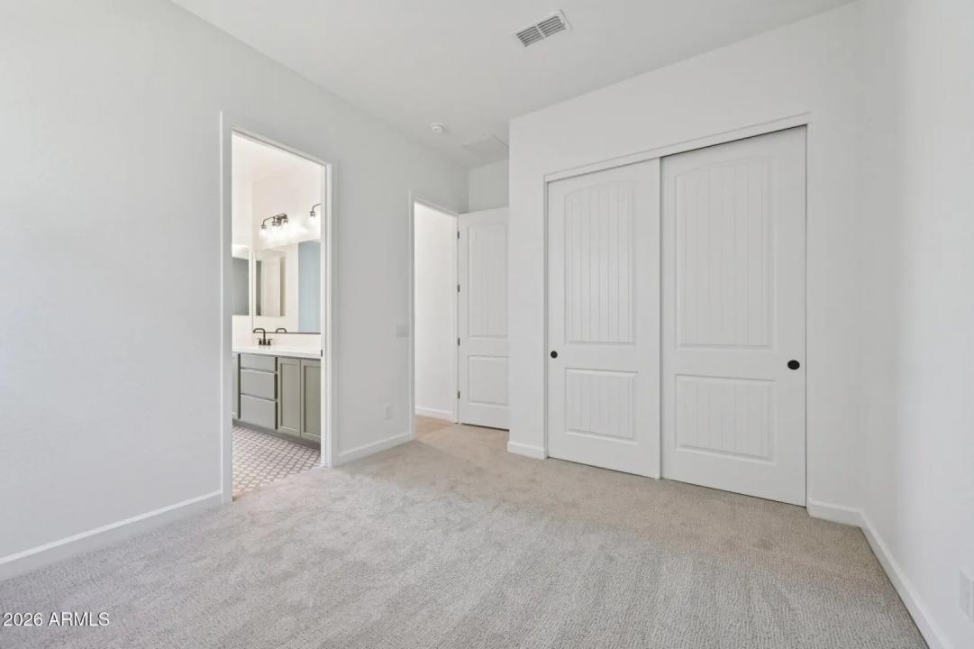 Real Estate Picture 28