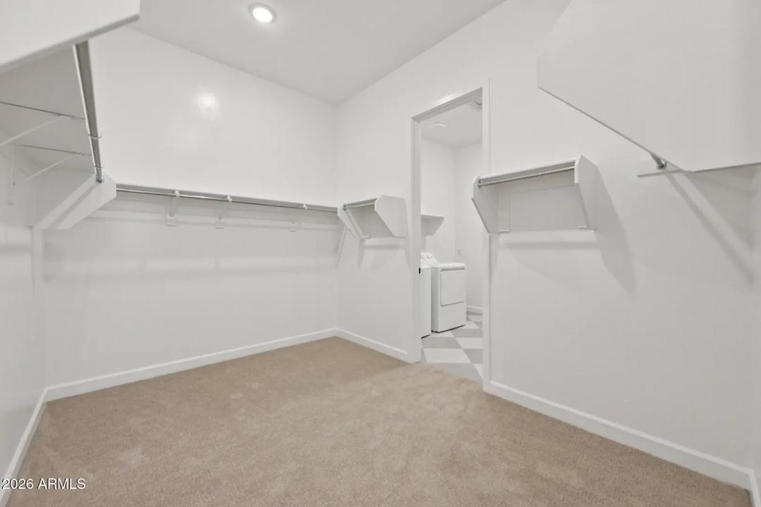 Real Estate Picture 34