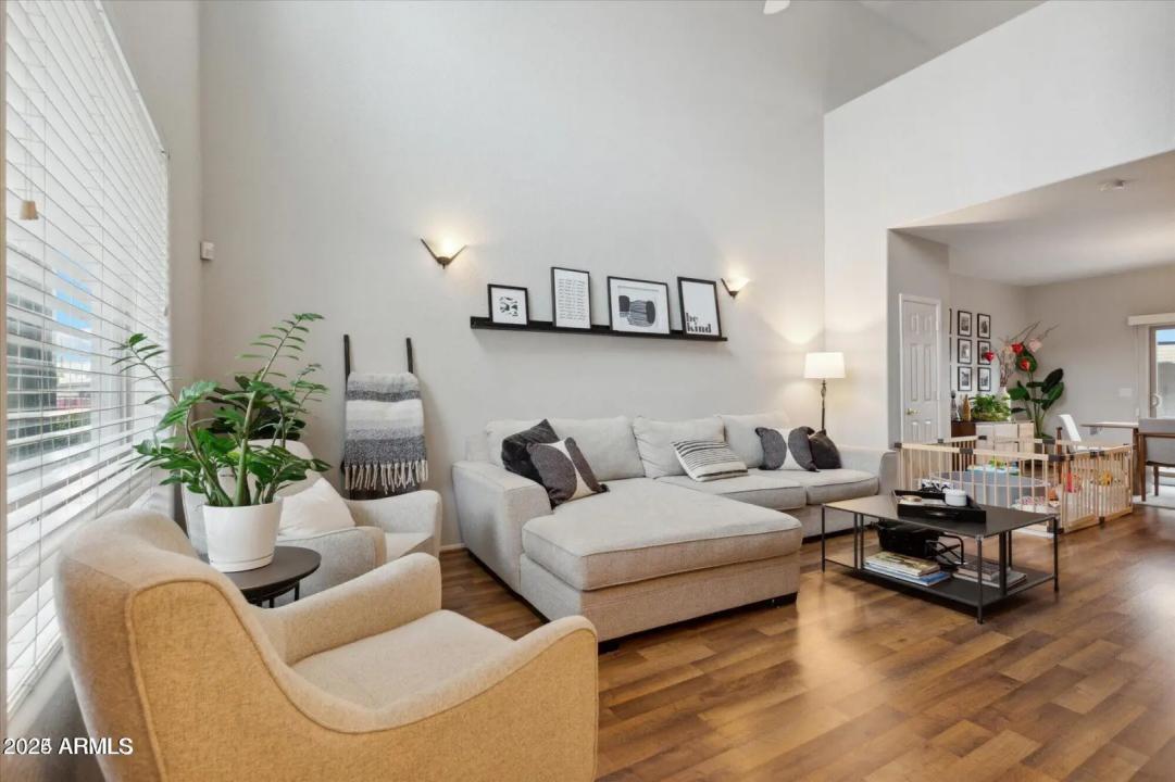 Real Estate Picture 1