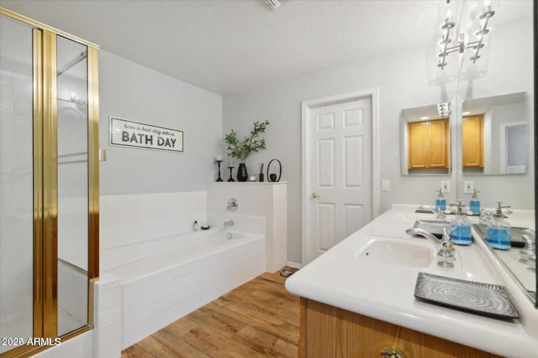 Real Estate Picture 13