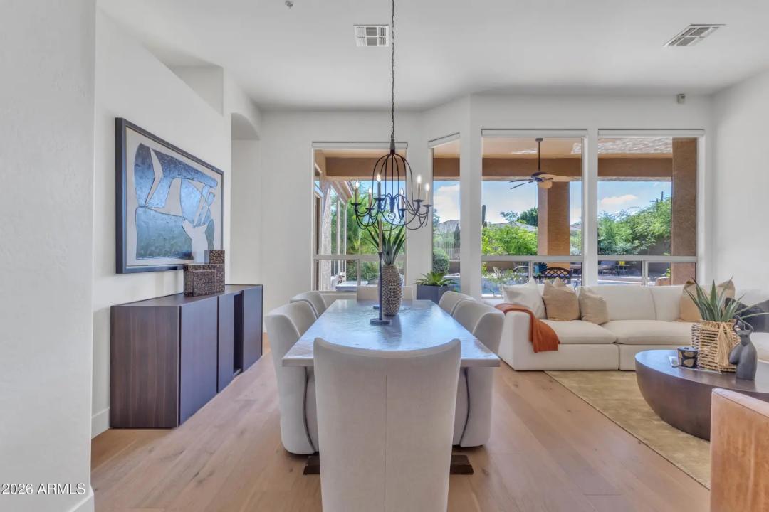 Real Estate Picture 17