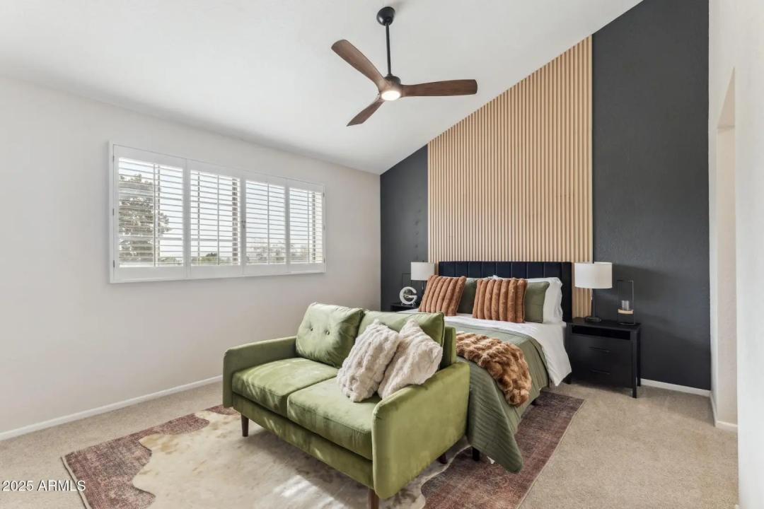 Real Estate Picture 20