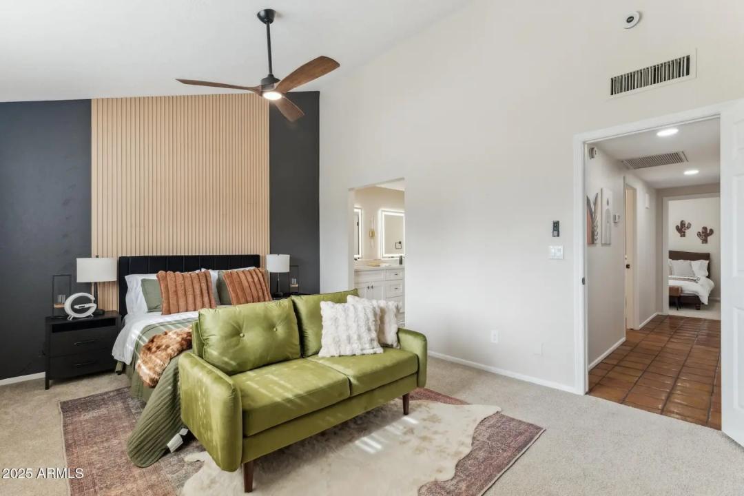 Real Estate Picture 22