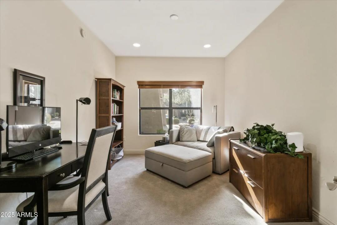 Real Estate Picture 17