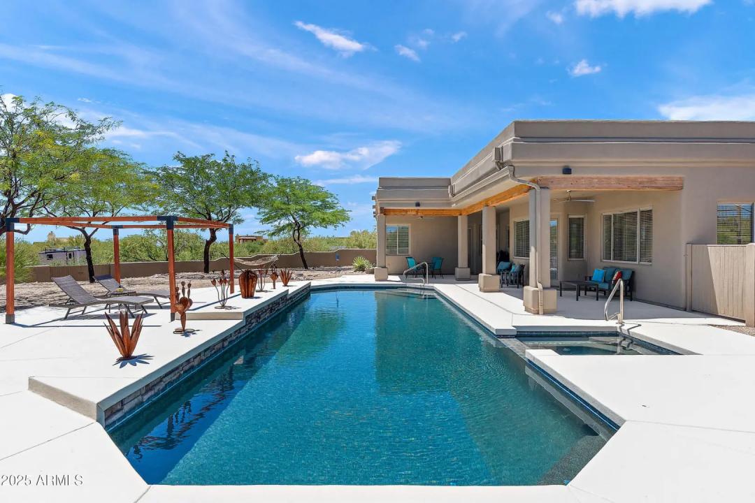 Real Estate Picture 2