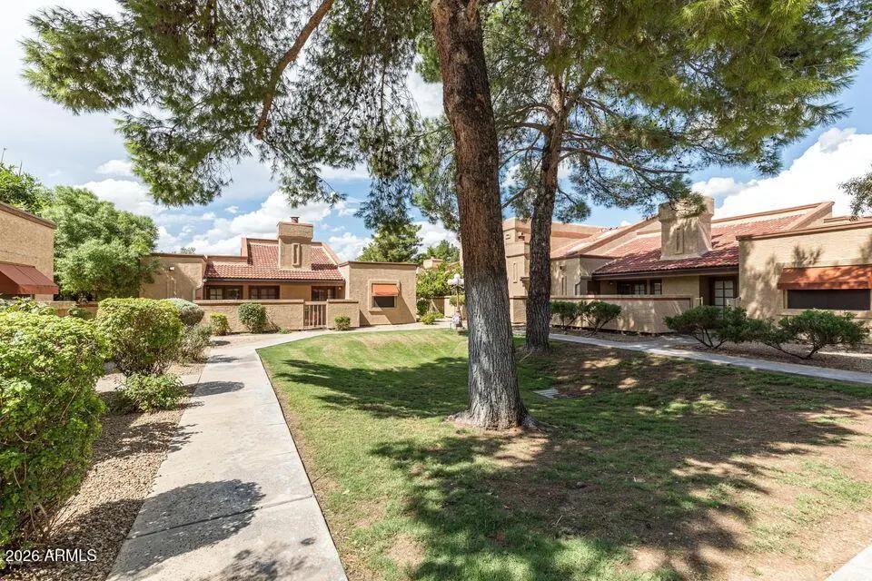 Real Estate Picture 20