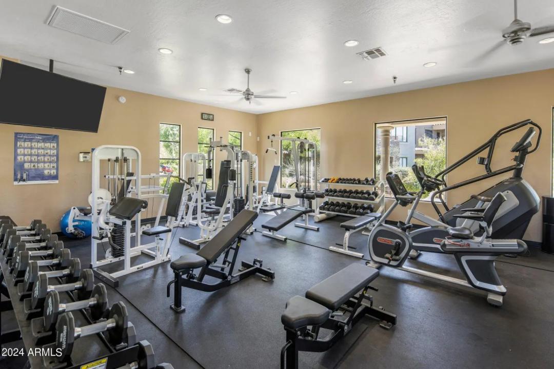 Real Estate Picture 32