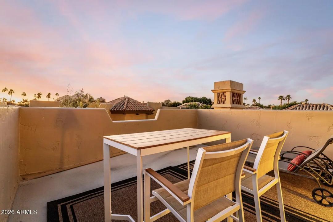 Real Estate Picture 30