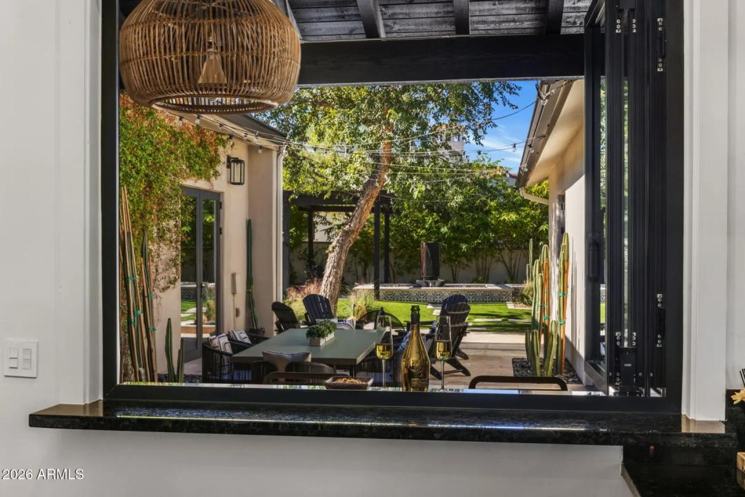 Real Estate Picture 13