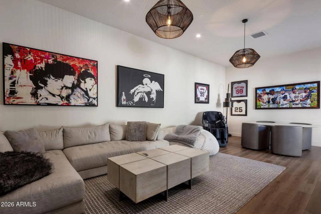 Real Estate Picture 26