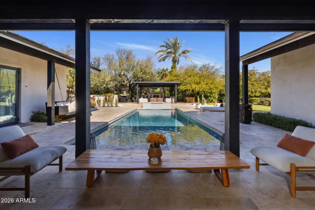 Real Estate Picture 15