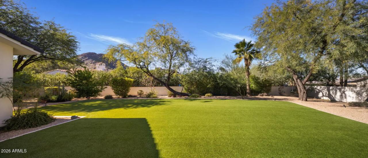 Real Estate Picture 20