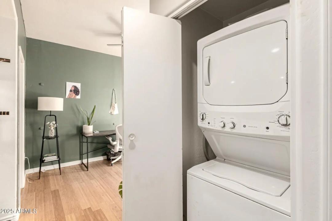 Real Estate Picture 22