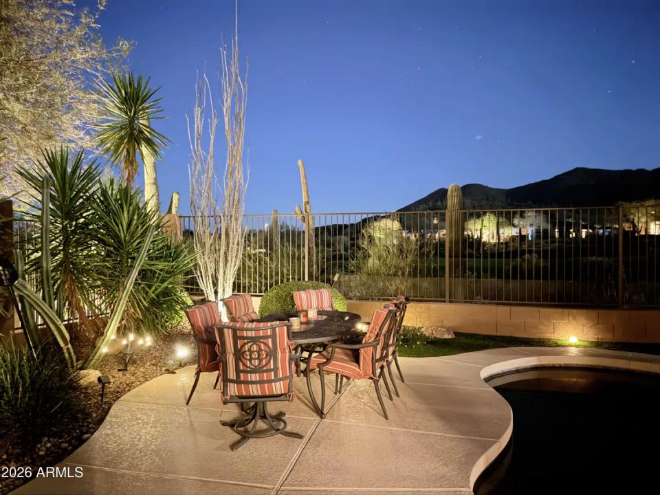 Real Estate Picture 37