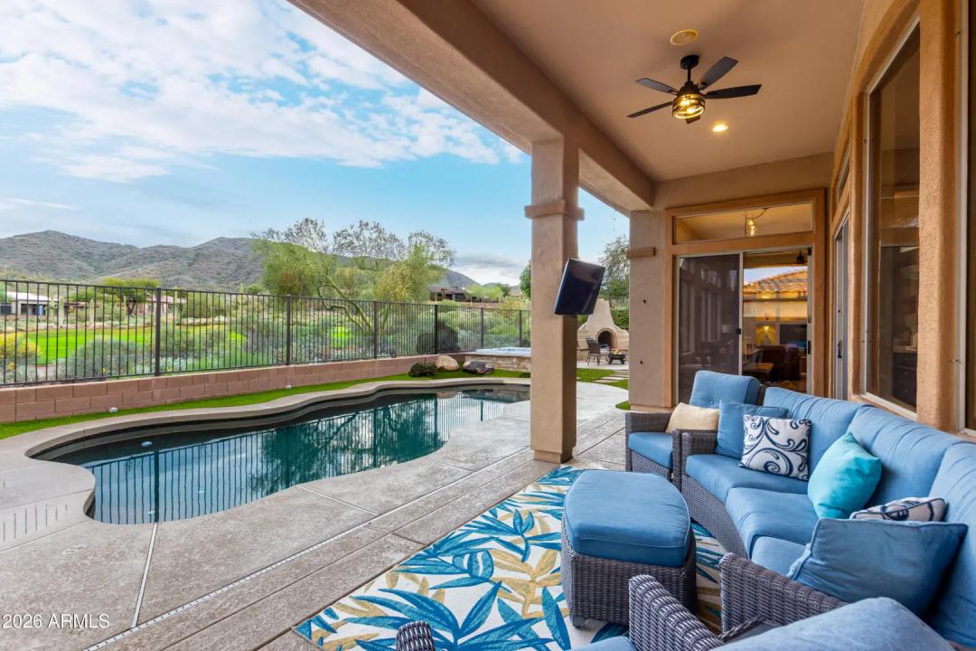 Real Estate Picture 17