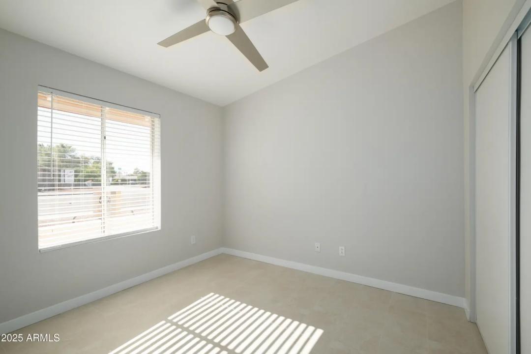 Real Estate Picture 5