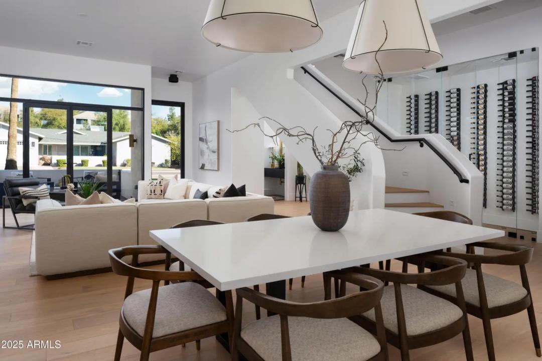 Real Estate Picture 5