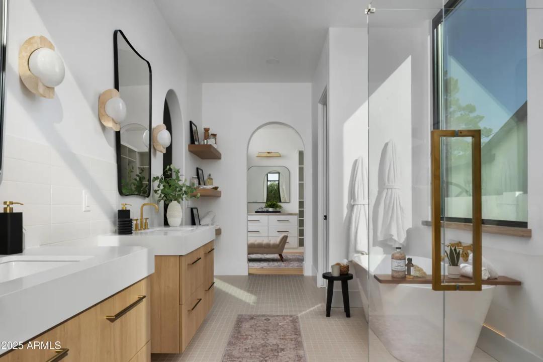 Real Estate Picture 19