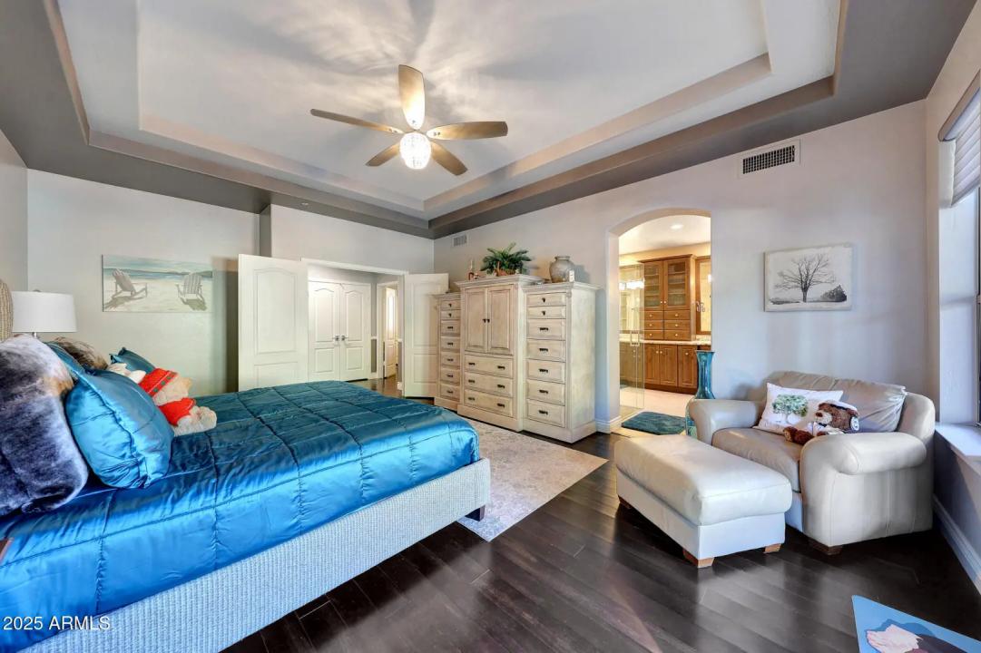 Real Estate Picture 37