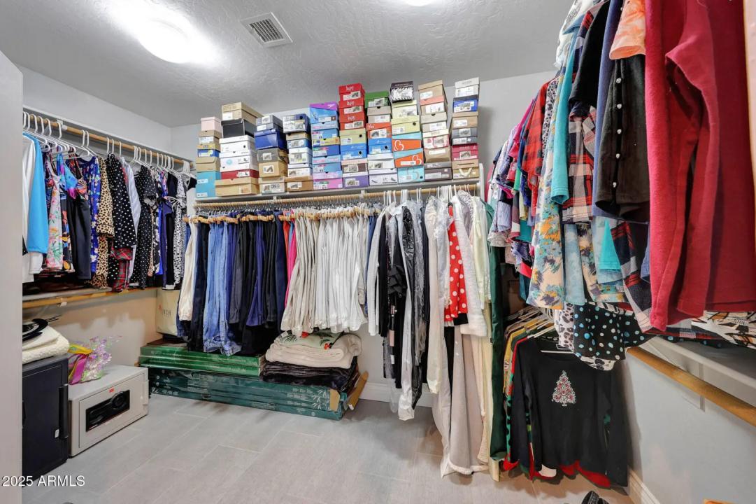 Real Estate Picture 41