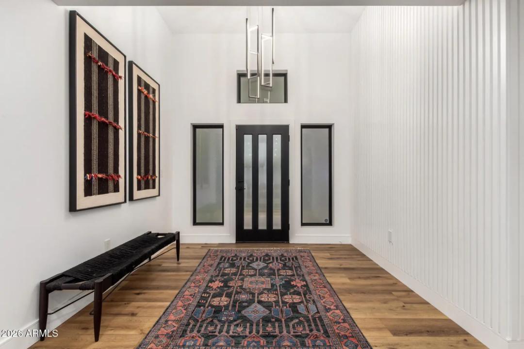 Real Estate Picture 30