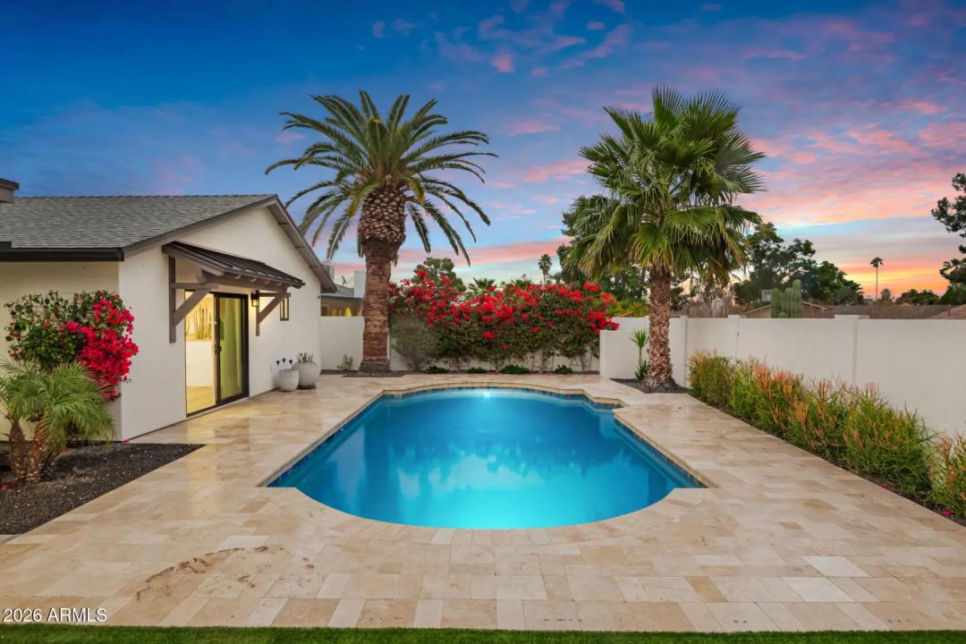 Real Estate Picture 5