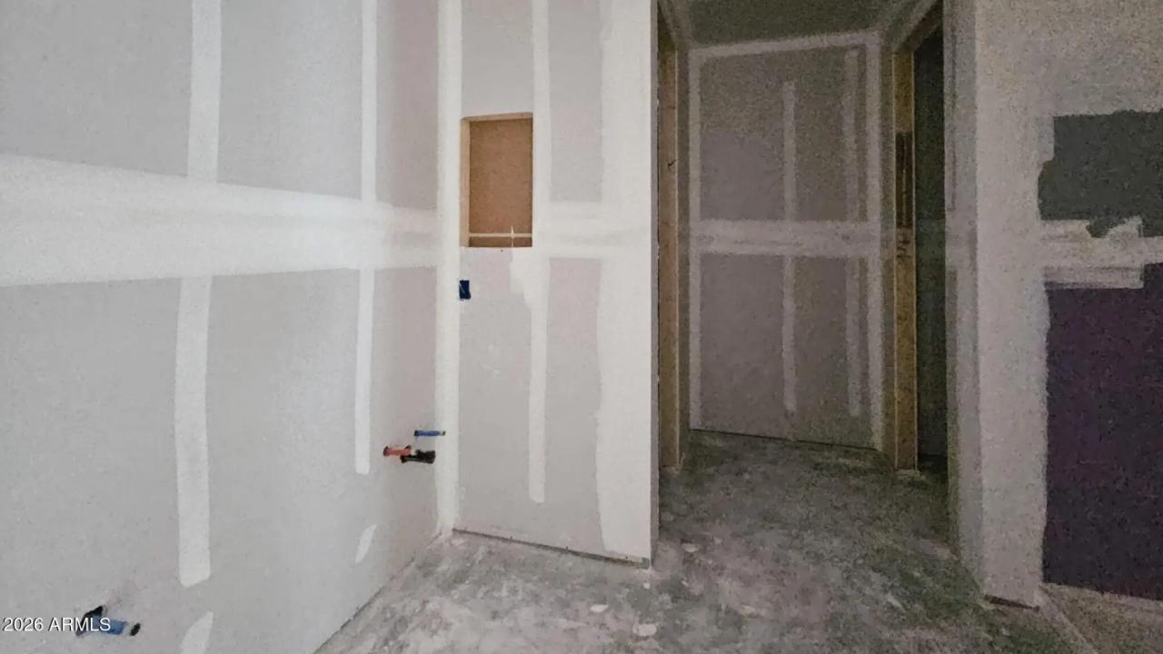 Real Estate Picture 5