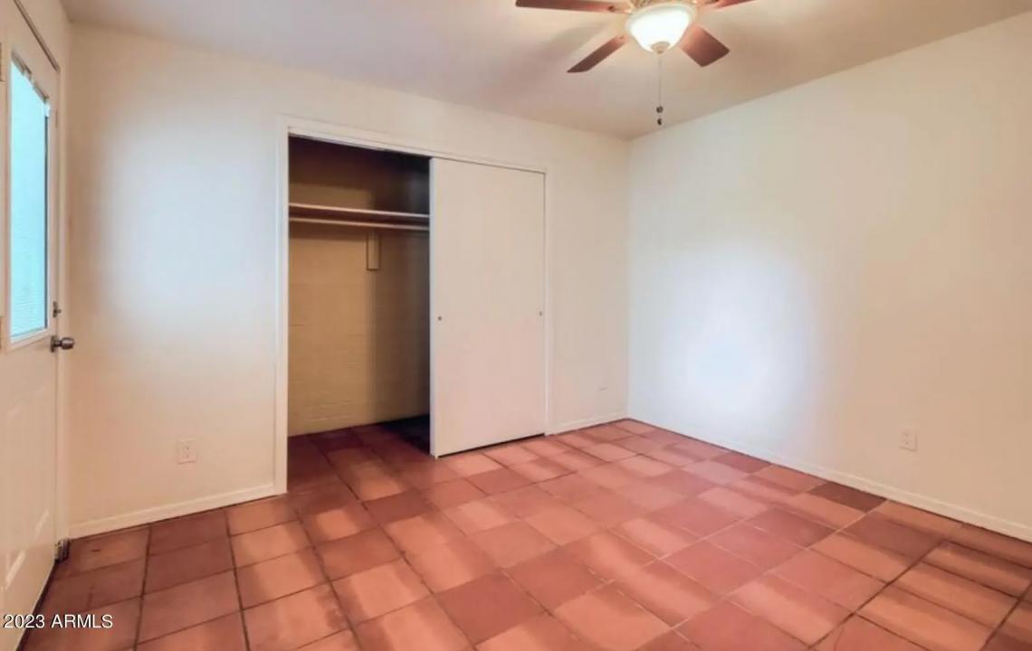 Real Estate Picture 13