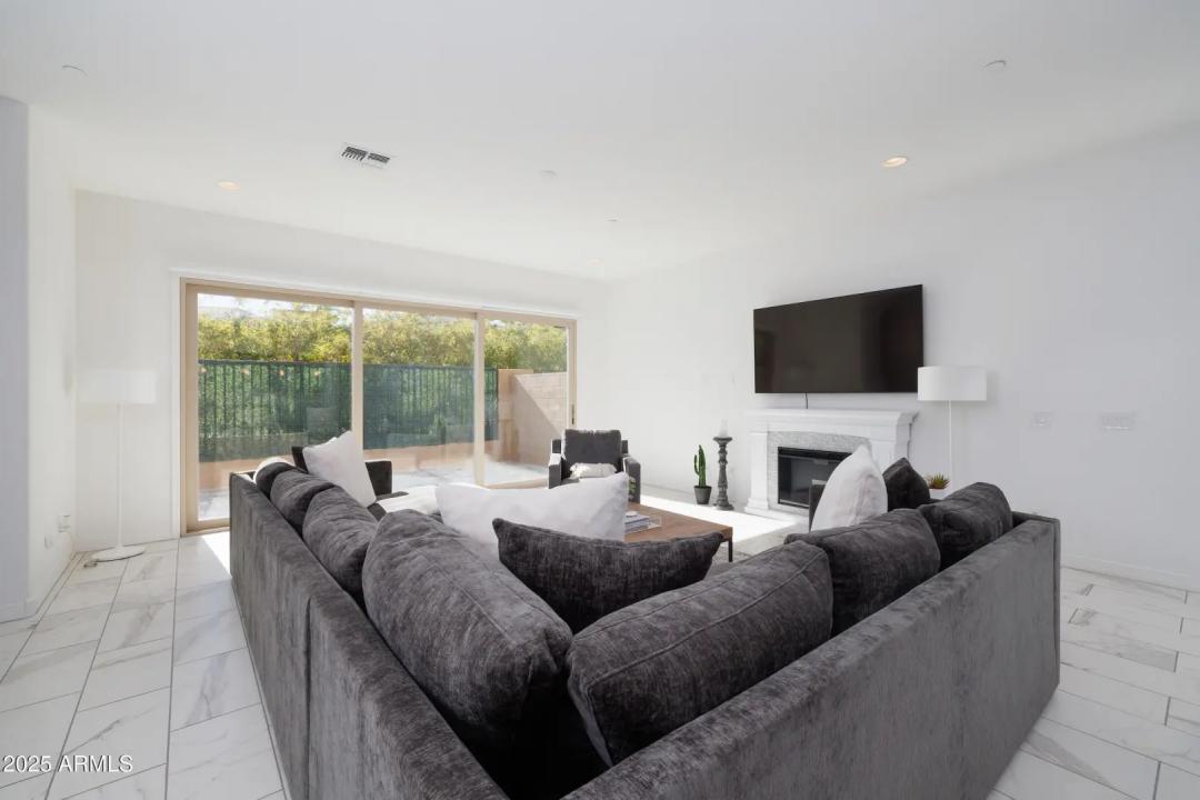 Real Estate Picture 2