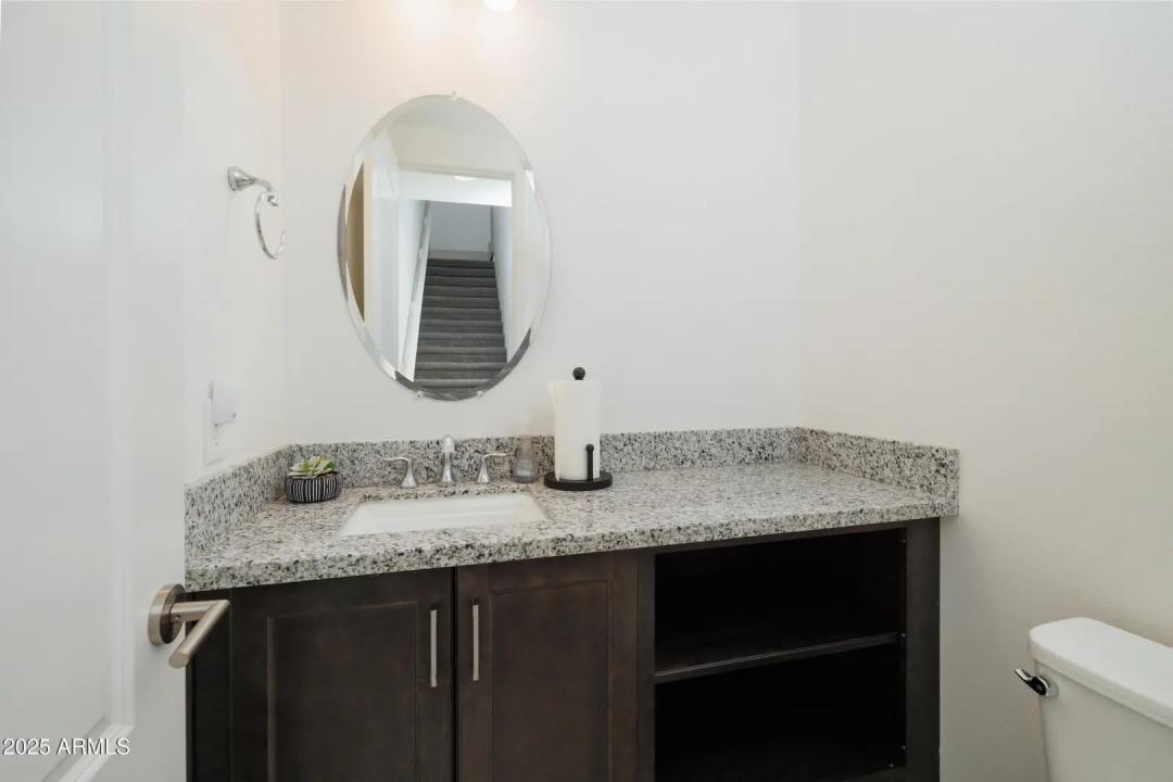 Real Estate Picture 11