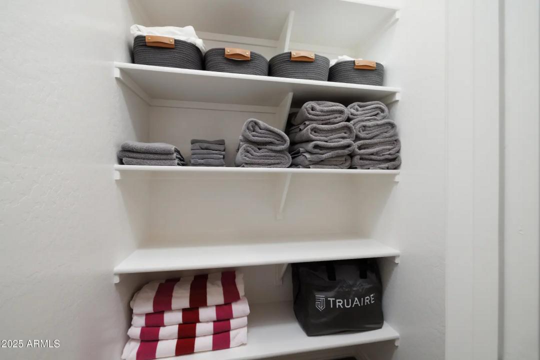 Real Estate Picture 18