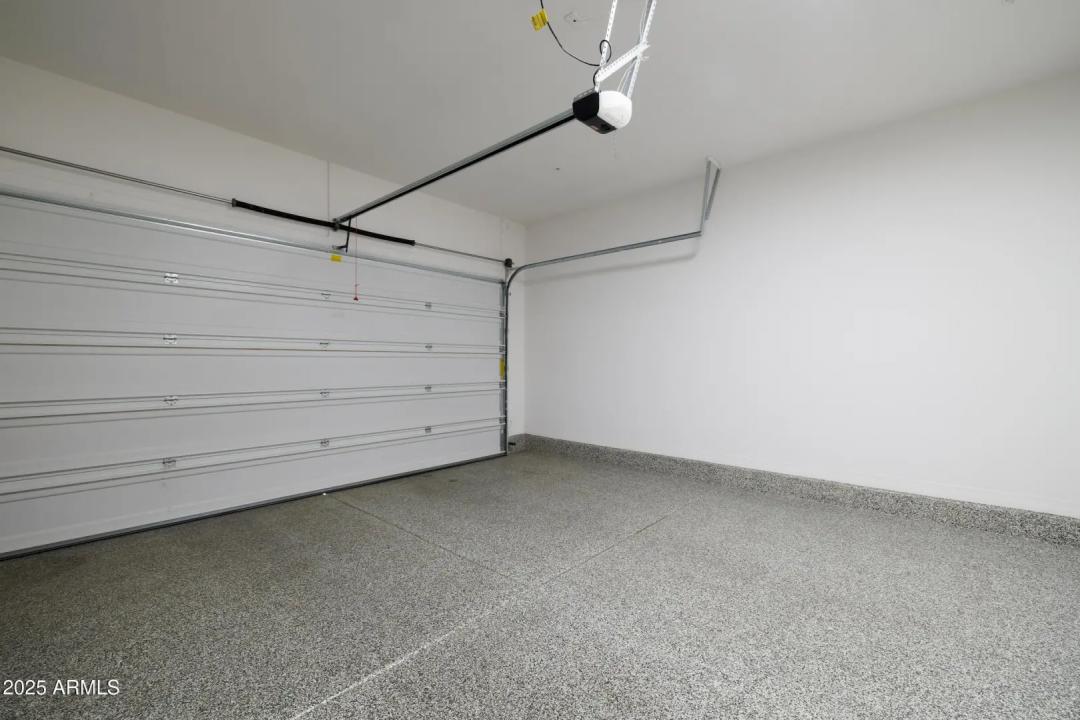 Real Estate Picture 24