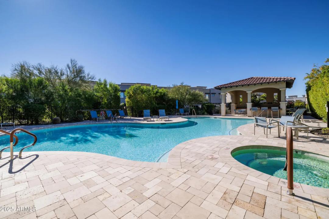 Real Estate Picture 28