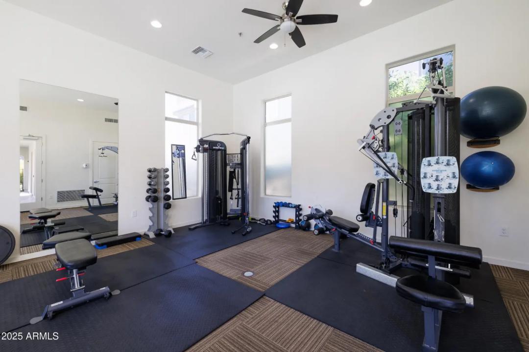 Real Estate Picture 33