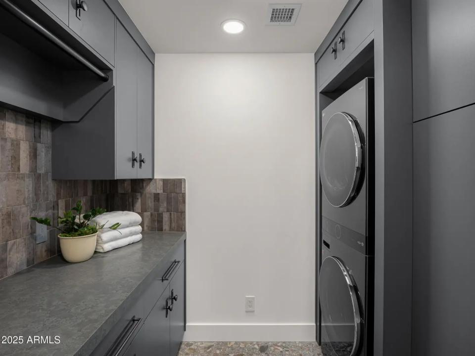 Real Estate Picture 20