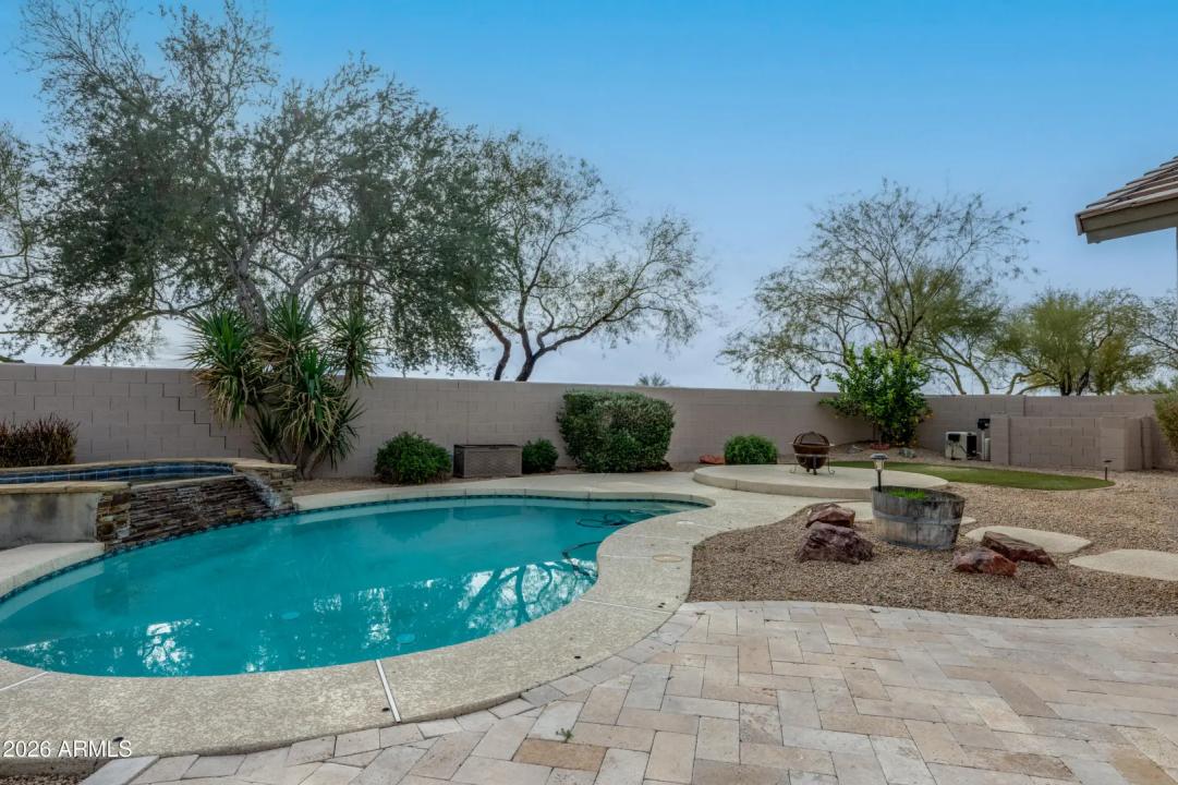 Real Estate Picture 38