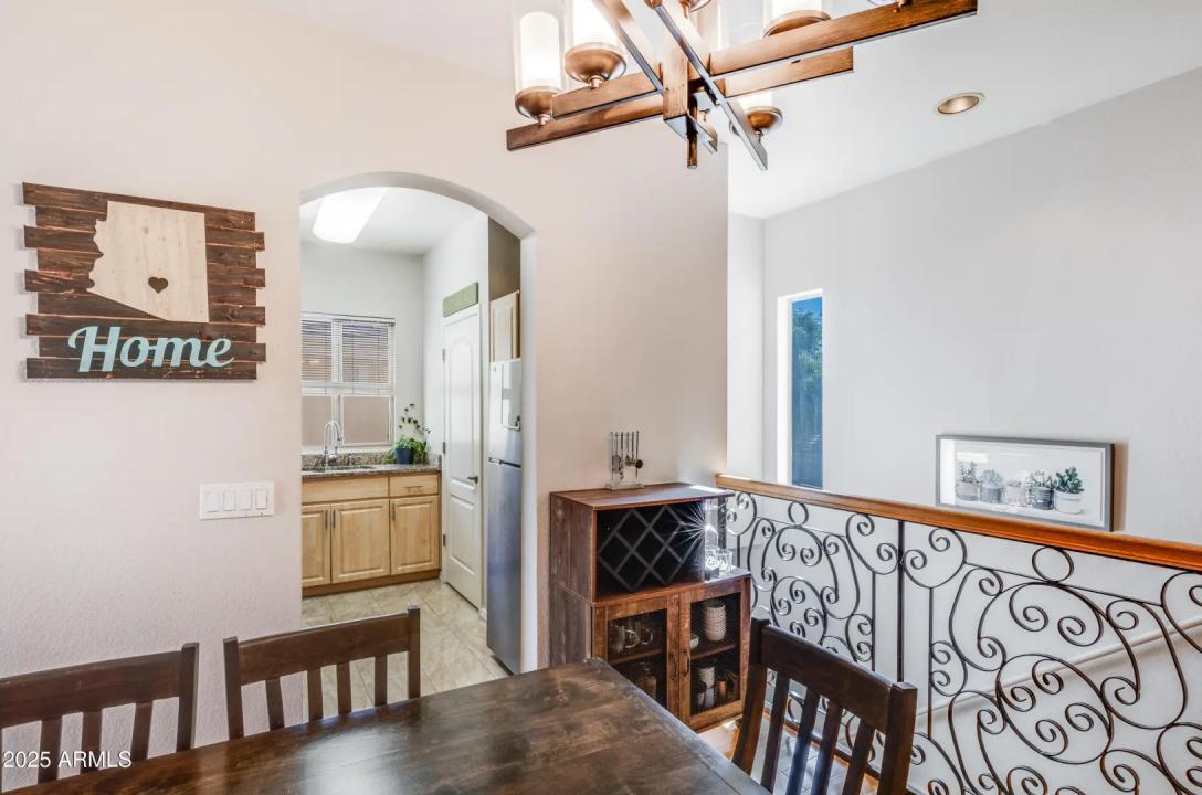 Real Estate Picture 9