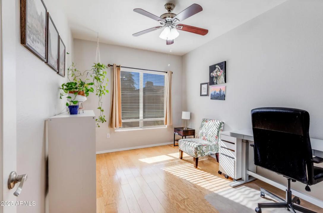 Real Estate Picture 19