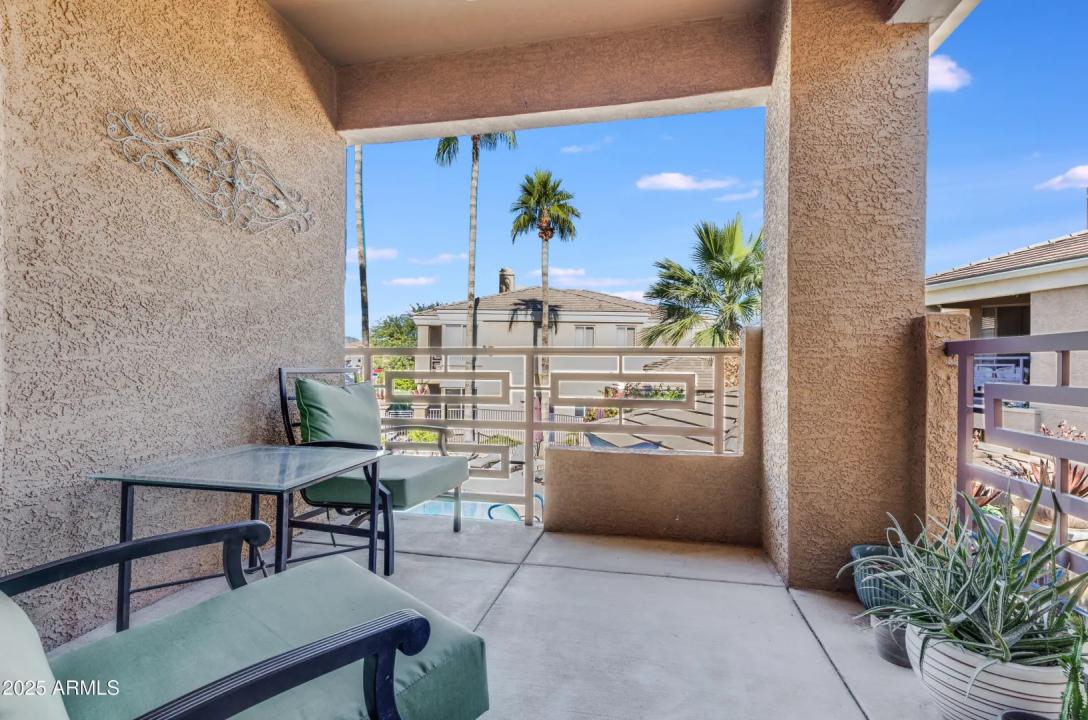 Real Estate Picture 21