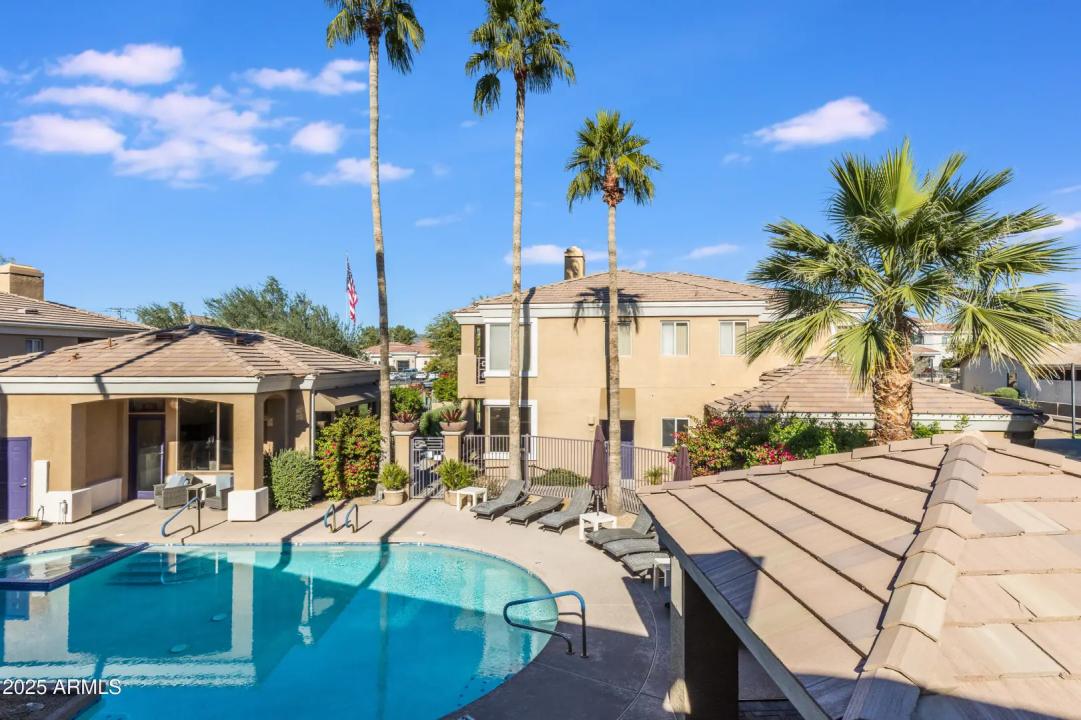 Real Estate Picture 22