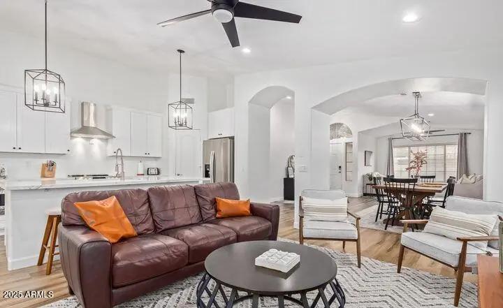 Real Estate Picture 10