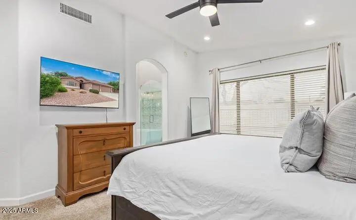 Real Estate Picture 17