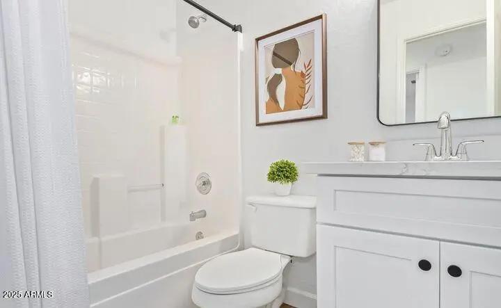 Real Estate Picture 30