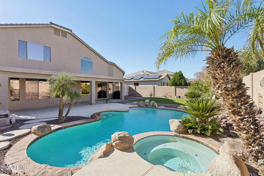 Real Estate Picture 2