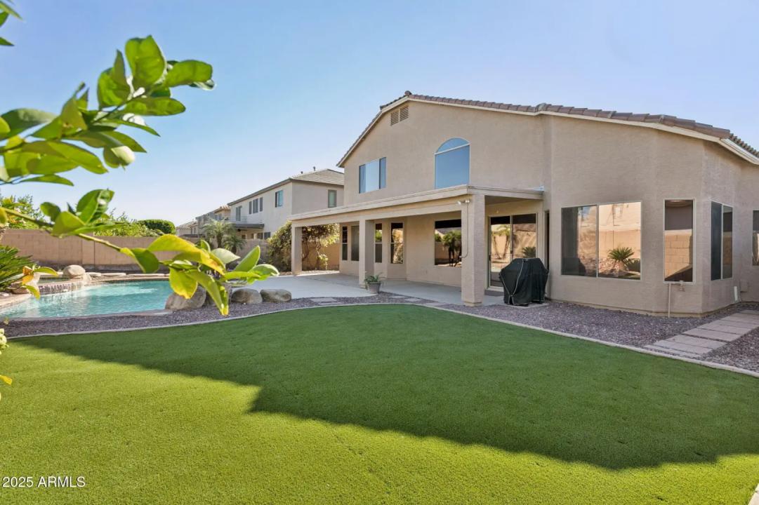 Real Estate Picture 28