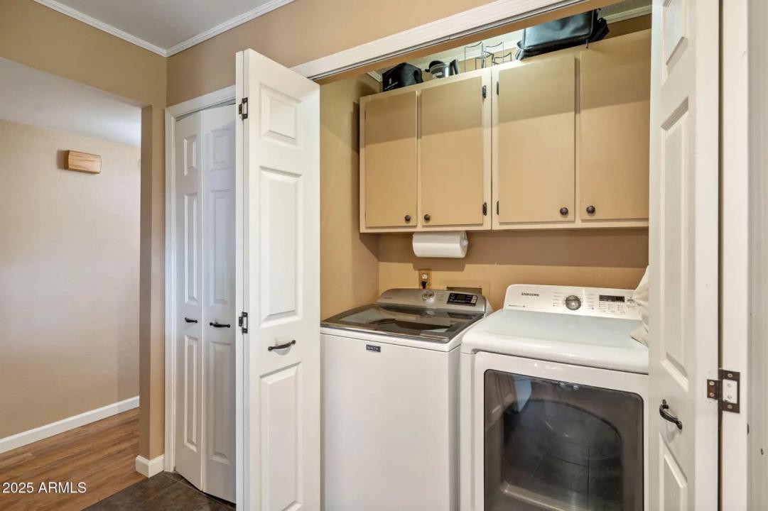 Real Estate Picture 13