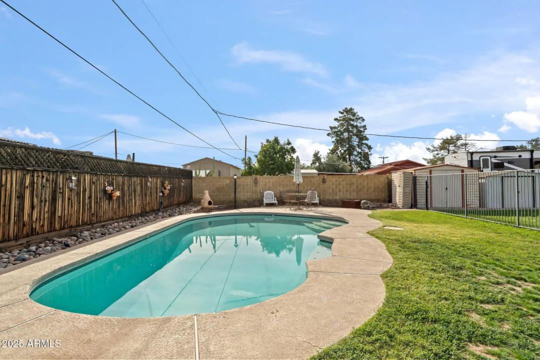 Real Estate Picture 27