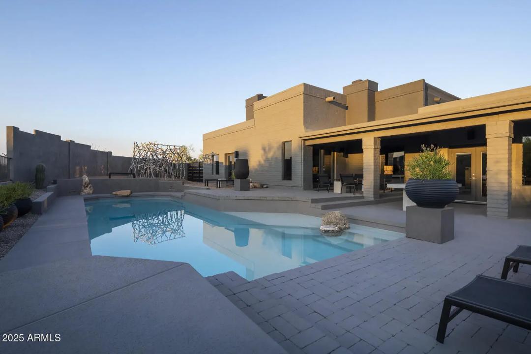 Real Estate Picture 27