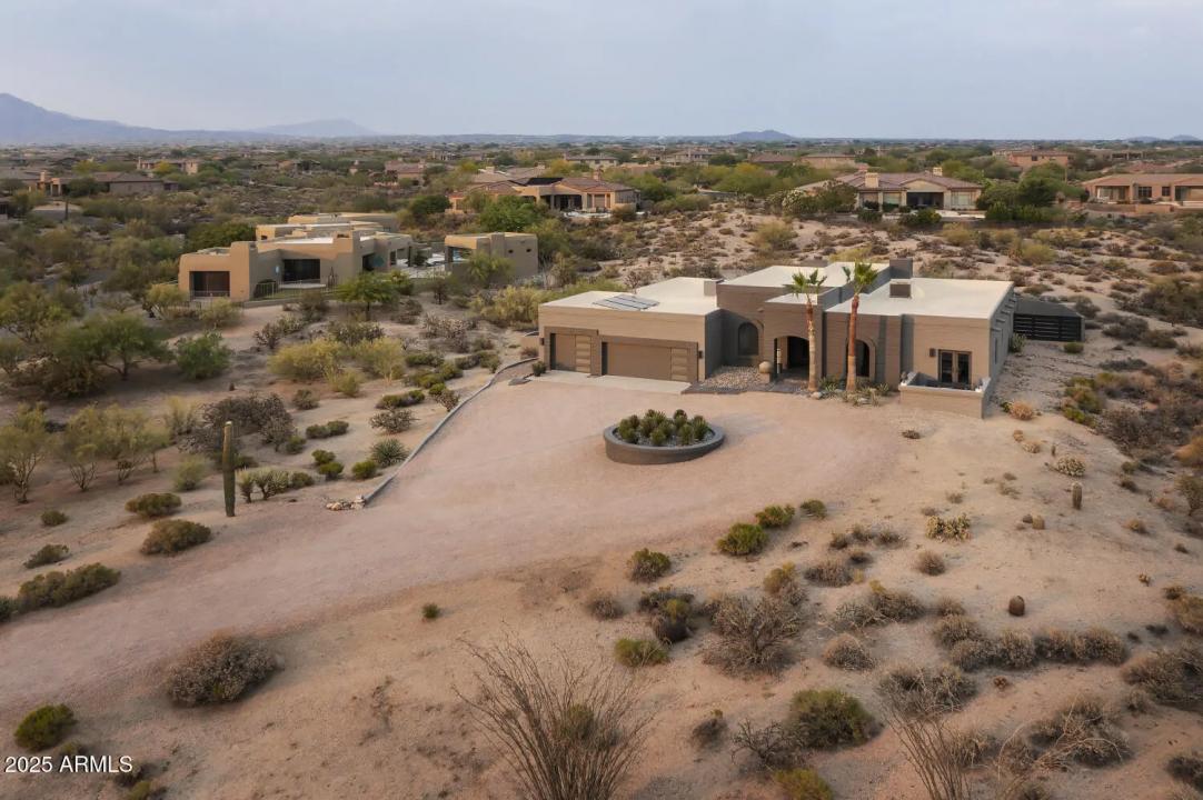 Real Estate Picture 29