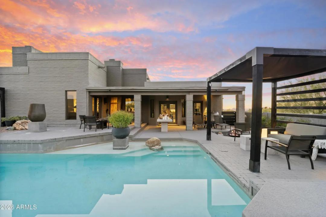 Real Estate Picture 75